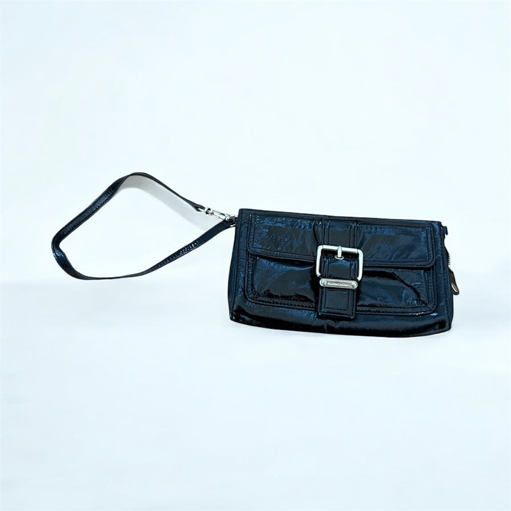 Elegant Black Leather Handbag